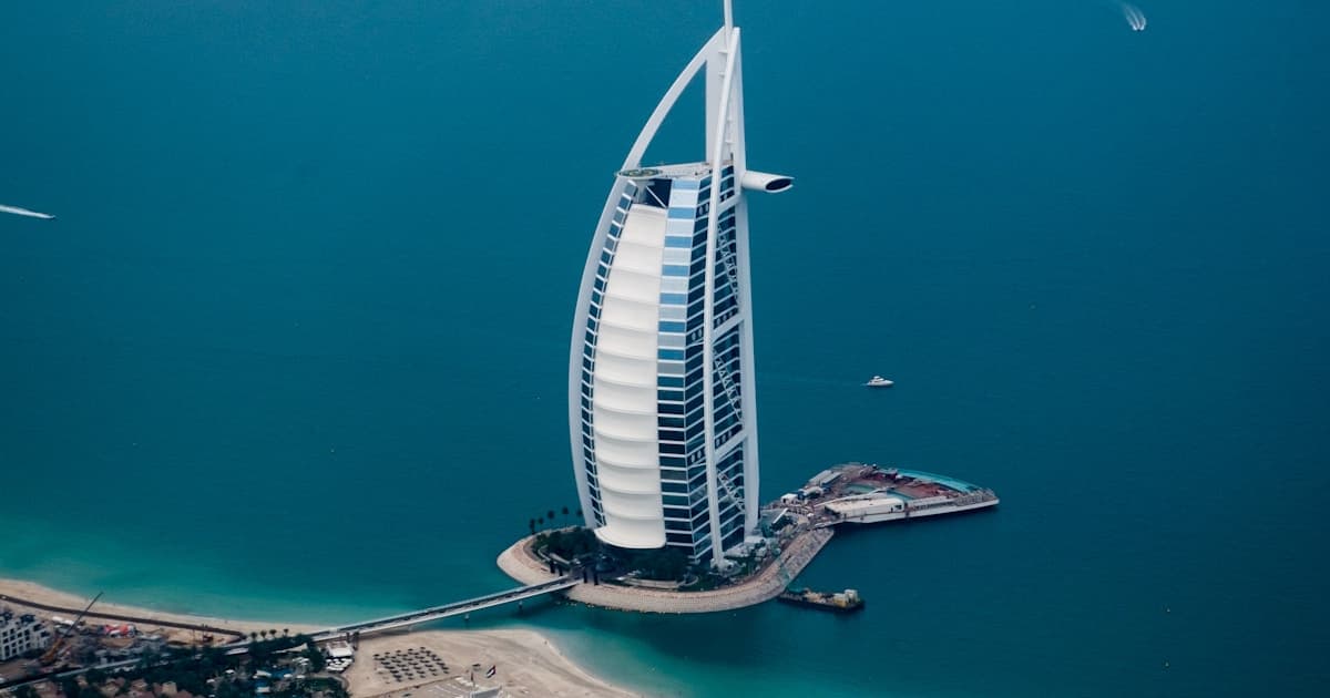 FIV pour Expatriés à Dubaï : Assurance, Guide des Cliniques et Ce Que Vous Devez Savoir
