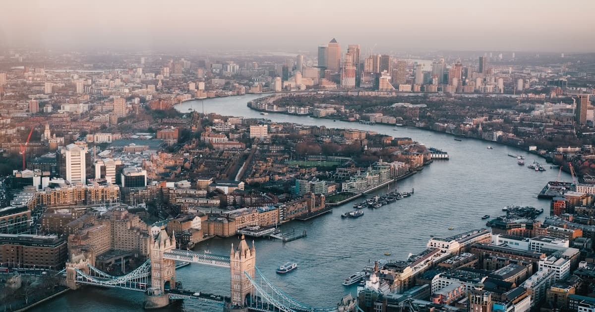 FIV à Londres 2026 : Meilleures Cliniques Privées, Options NHS et Coûts des Traitements