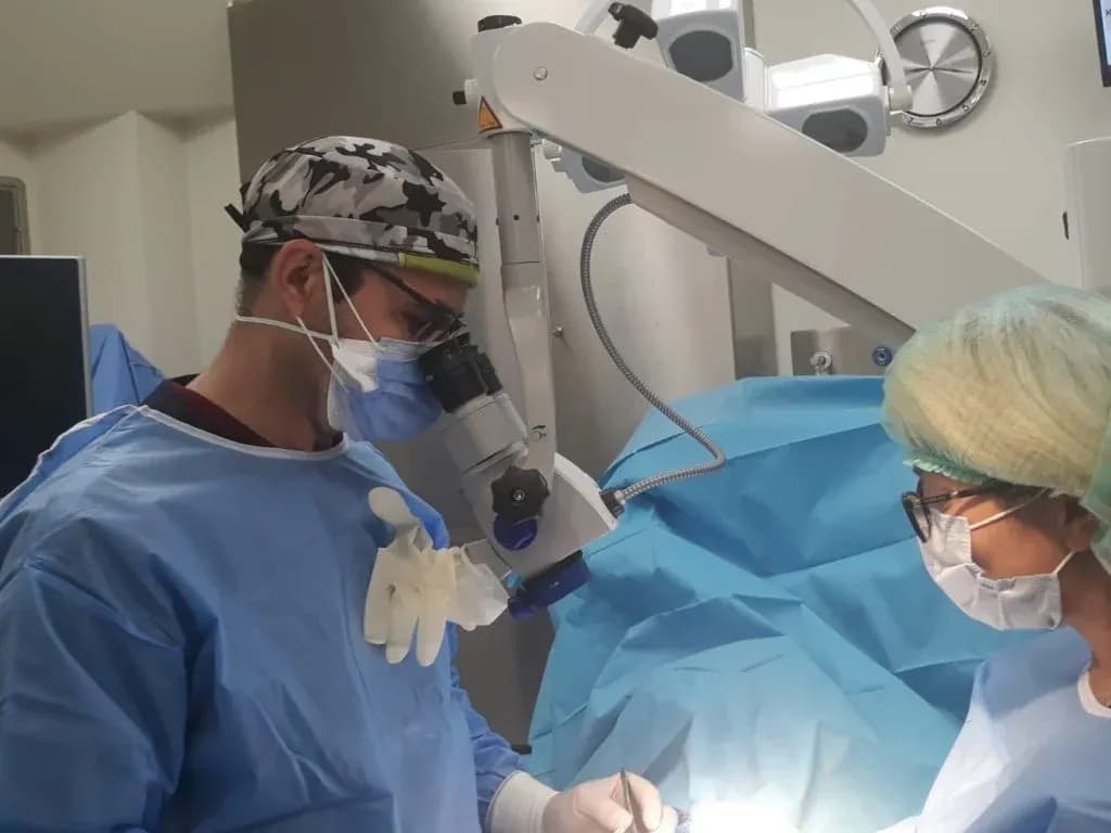 Micro-TESE para infertilidad masculina en Turquía: Procedimiento, tasas de éxito y costos