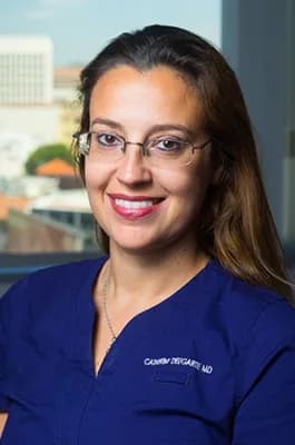 Dr. Catherine DeUgarte, Infertility Specialist and Reproductive Endocrinologist bei Los Angeles, United States