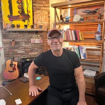 Dr. Robert Kiltz، Founder and Director — Syracuse, United States