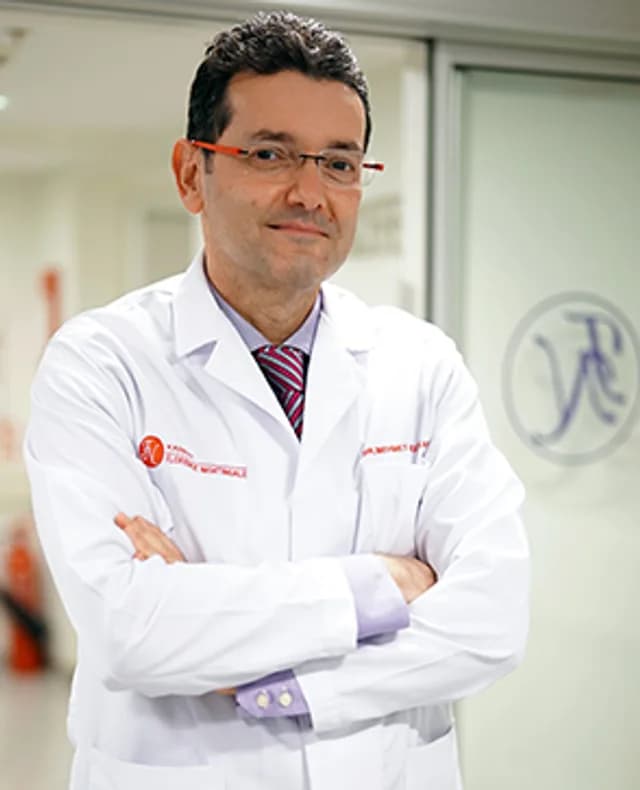 Op. Dr. M. Nuri Delikara, Op. Dr. at Istanbul, Turkey